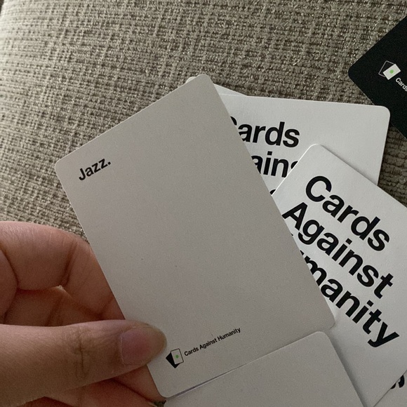 Cards Against Humanity Green Box (18+) - Picture 3 of 5